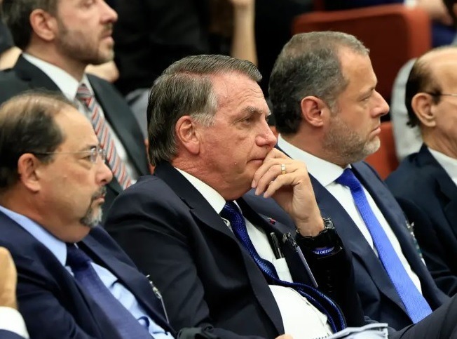 Bolsonaro: TSE terá perfil de isenção no ano que vem e vamos confiar