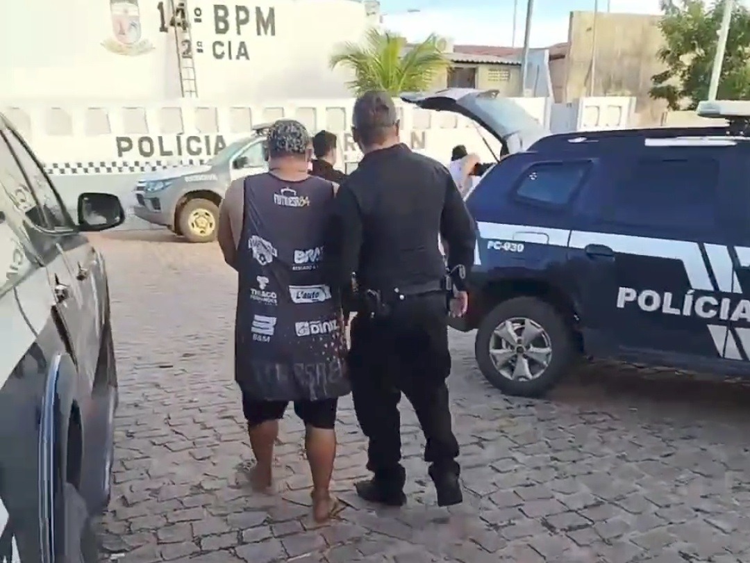Indicação de usuário, delivery de drogas e câmeras de monitoramento: suspeitos de tráfico são presos em destino turístico do RN