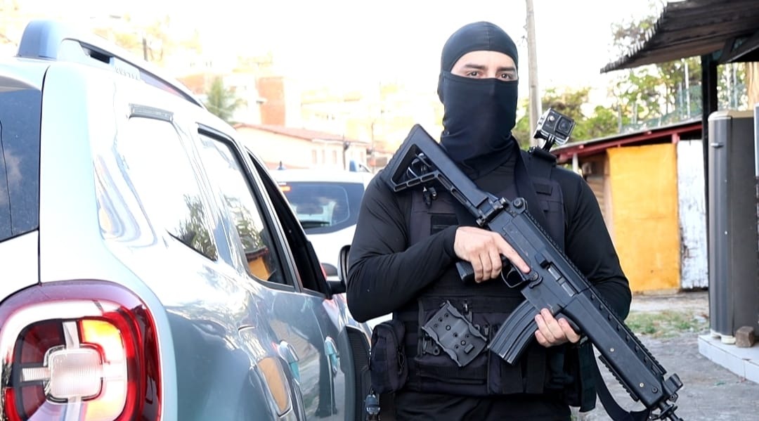 PCRN prende 15 pessoas e apreende R$ 80 mil em drogas durante "Operação Catarse"