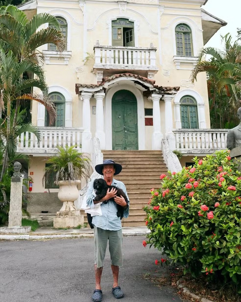 Ator de 'A Grande Família' ganha casa doada por colega de elenco