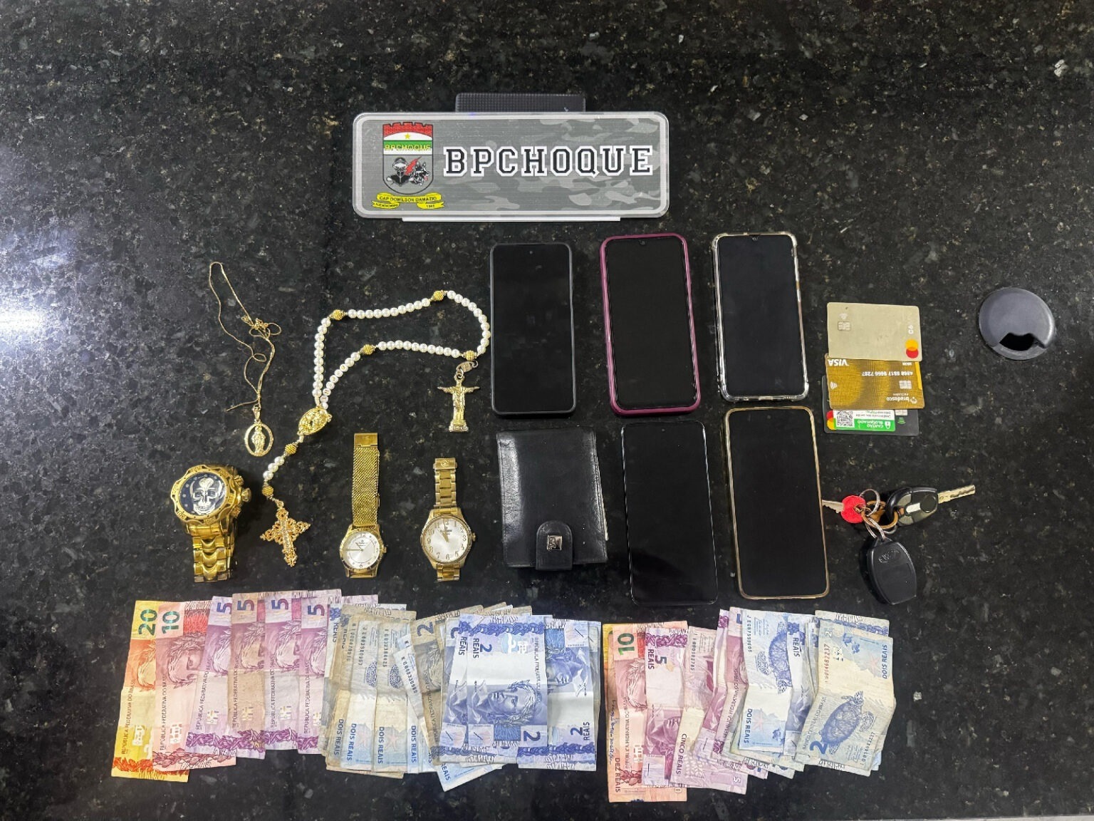 Polícia liberta motorista de aplicativo mantido refém e captura foragido da justiça em Natal