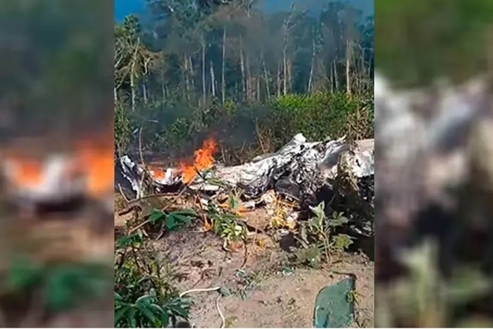 Avião com traficantes cai após ser interceptado por caças da FAB