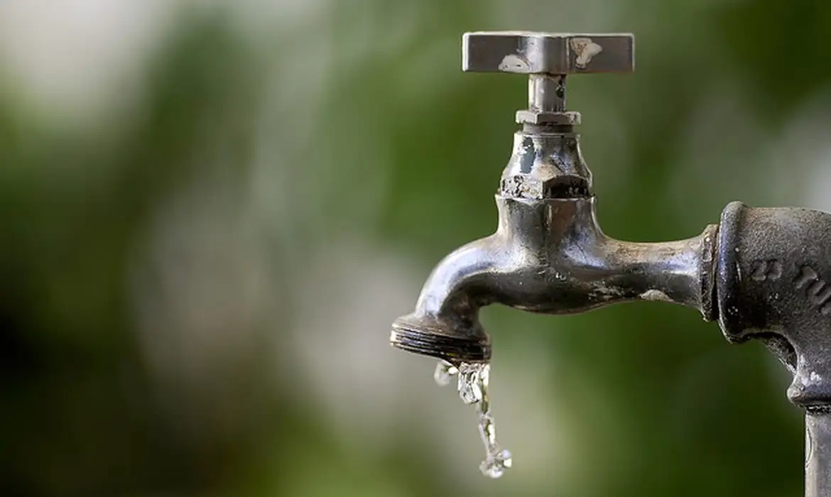Fornecimento de água será suspenso na zona Norte de Natal e São Gonçalo nesta terça; veja bairros afetados