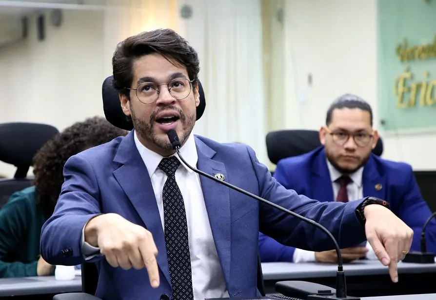 Vereador denuncia que tomógrafo do Varela Santiago está pouco utilizado por lentidão na regulação; Sesap nega