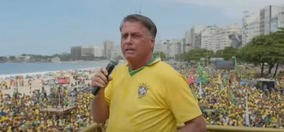 Lula se solidariza com quem rouba o próprio povo, diz Bolsonaro