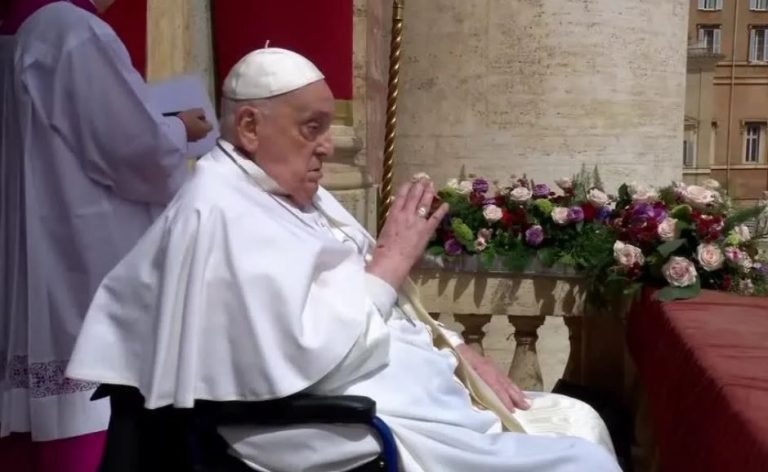 Últimos dias do papa foram passados ​​a serviço da Igreja