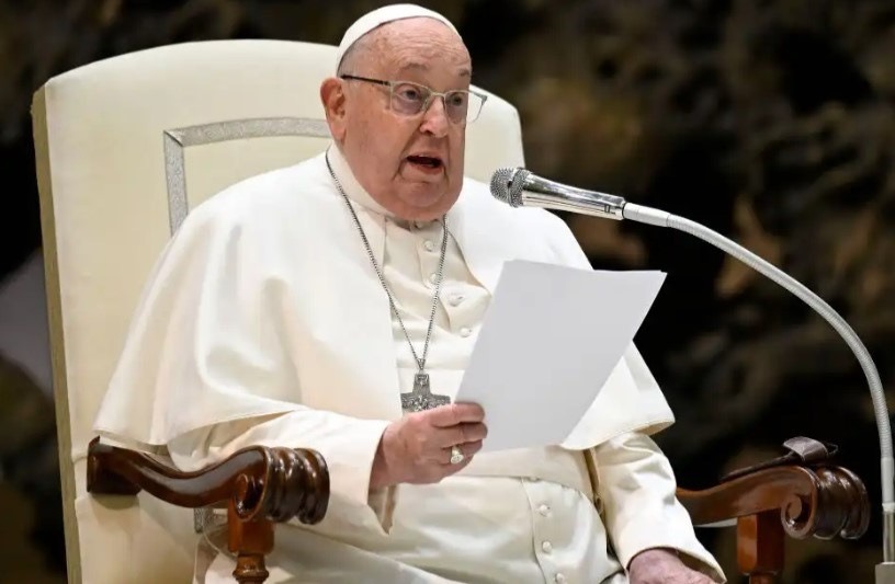 Funeral do papa Francisco será no sábado (26), às 5h