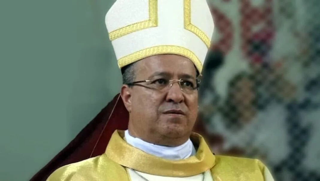 Quem é o arcebispo brasileiro que vai ajudar no funeral do papa Francisco e conclave