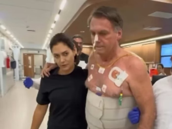 Michelle fez apelo à servidora do STF que intimou Bolsonaro na UTI