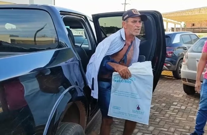 Marido é preso ao dar café envenenado à esposa e fingir ter bebido