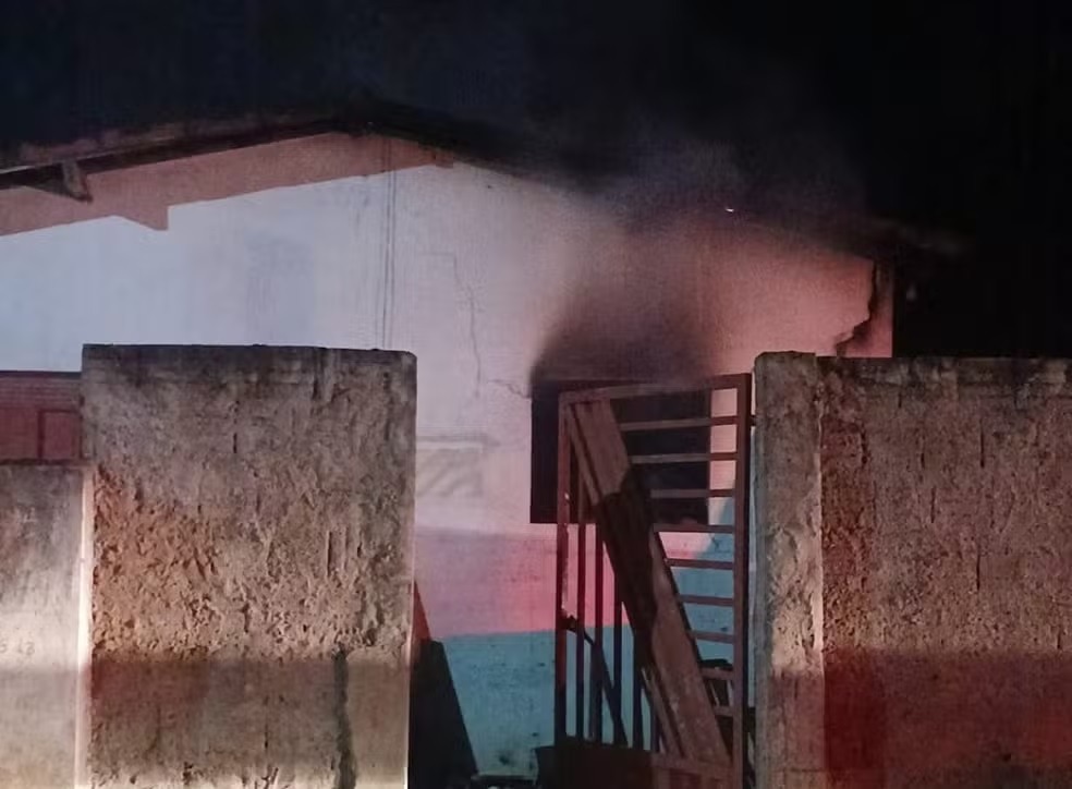 Homem é suspeito de incendiar casa por não aceitar fim de relacionamento no RN