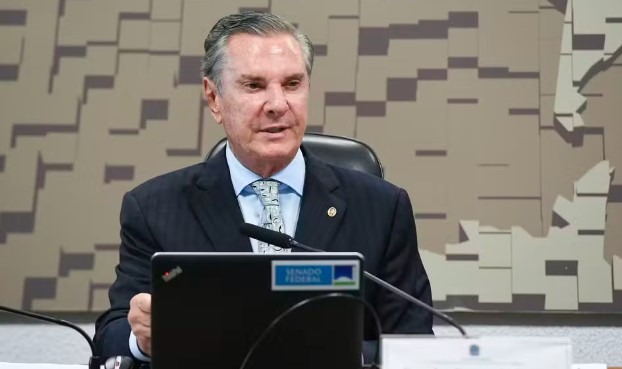 Defesa de Collor cita Parkinson e bipolaridade e pede prisão domiciliar