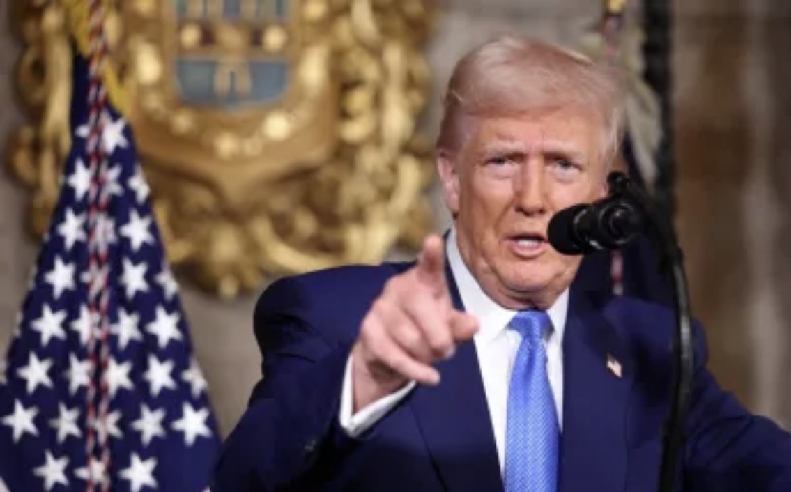EUA diz que Trump e Zelensky tiveram reunião “muito produtiva” em Roma