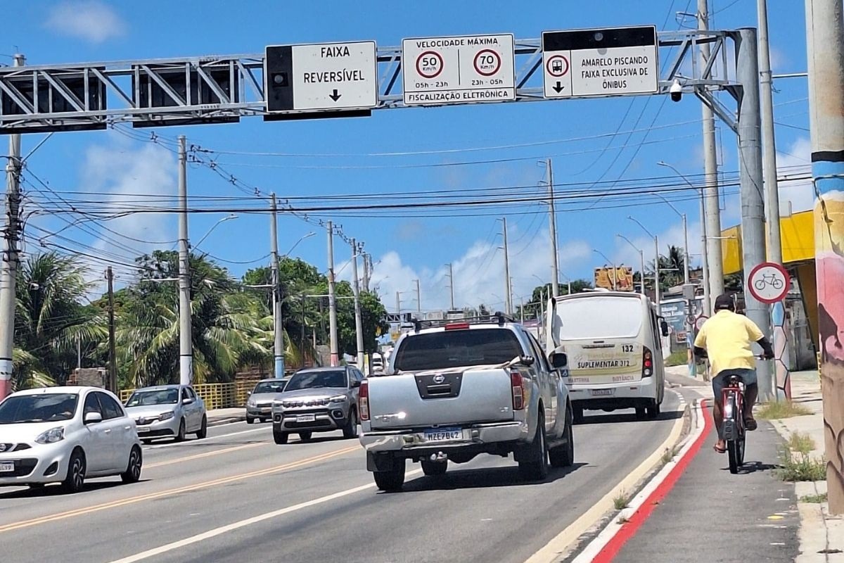 Dnit libera nova faixa para o trânsito na Ponte de Igapó