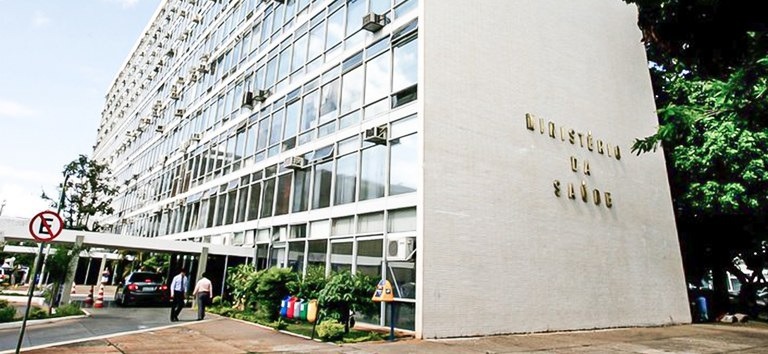 Homem é encontrado morto dentro do Ministério da Saúde