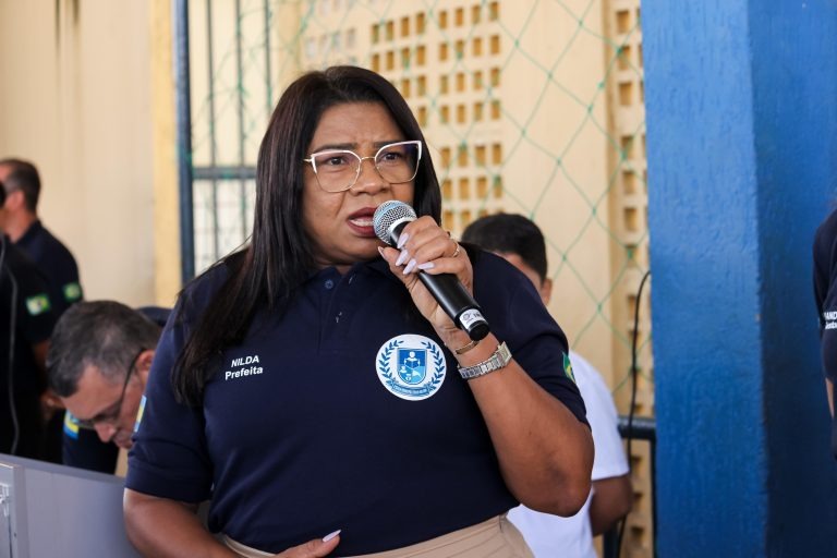 Polícia vai investigar ameaças de morte e racismo contra prefeita de Parnamirim