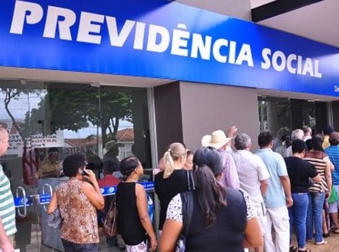 Aposentados registraram 742 mil reclamações sobre descontos indevidos somente no 1º semestre de 2024