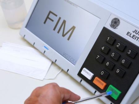Justiça cassa mandato de vereador e anula votos da chapa do PP por fraude a cota de gênero em Poço...