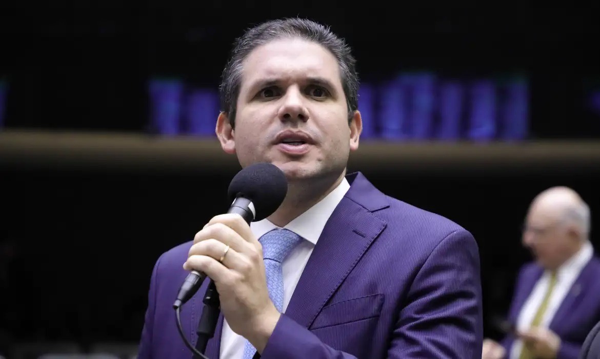 Hugo Motta diz que PEC da Segurança Pública será alterada na Câmara