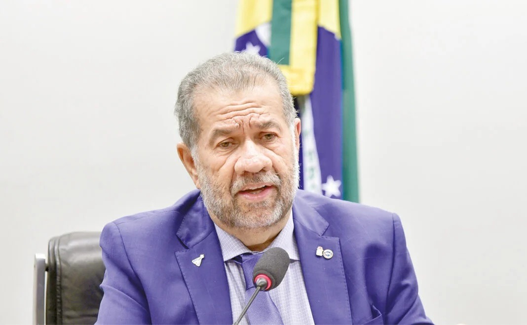 Governo suspende acordos do INSS com entidades