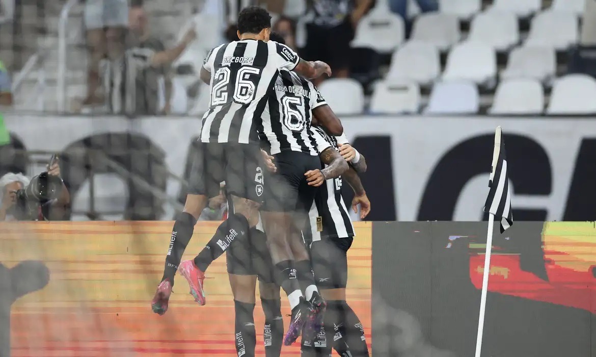 Copa do Brasil: Botafogo goleia e encaminha classificação para oitavas; veja mais resultados