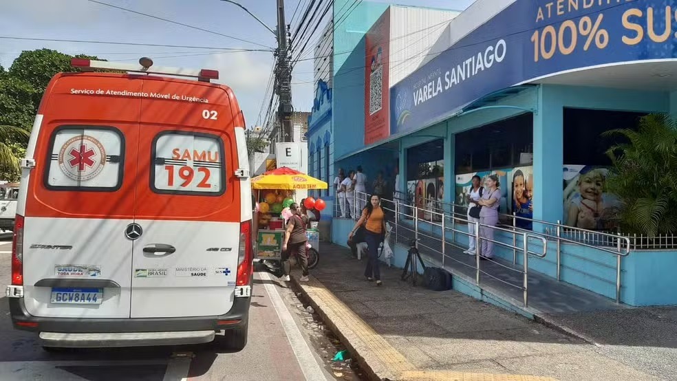 Celulares, perfumes e eletrônicos: Hospital Varela Santiago realiza bazar com produtos apreendidos pela Receita Federal