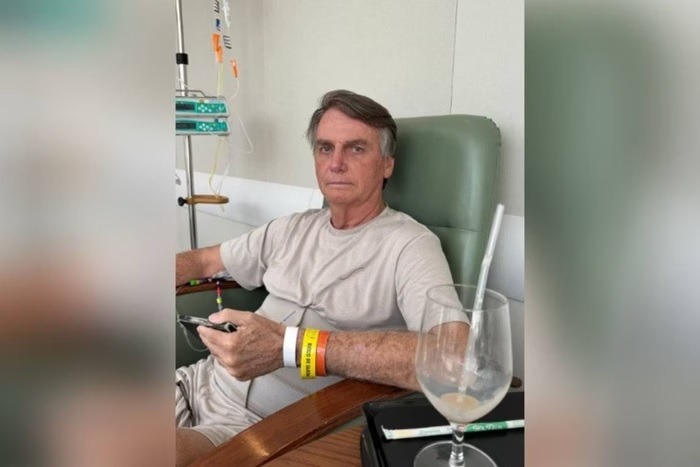 Bolsonaro deve deixar hospital neste domingo (4)