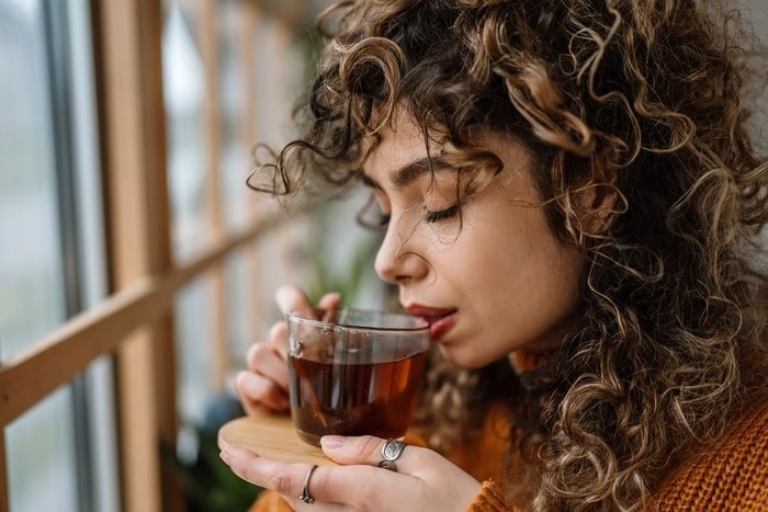 Chás para antes e depois do treino: energia e recuperação natural