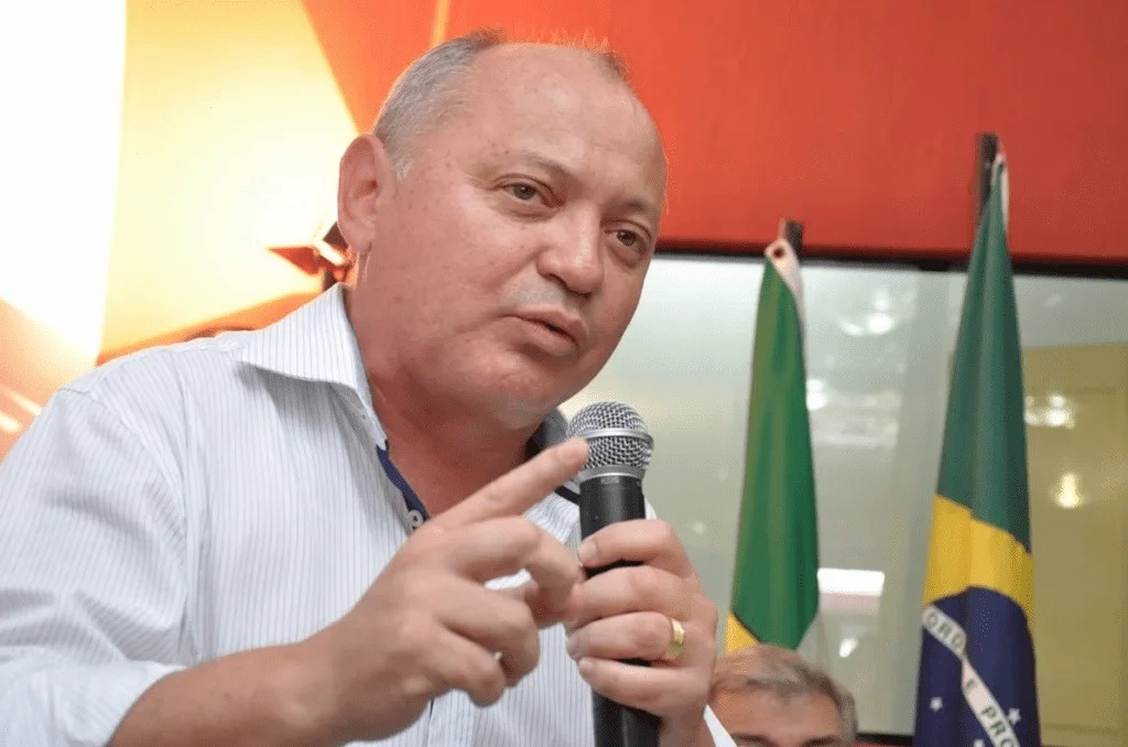 Potiguar comanda Confederação investigada por tirar dinheiro de aposentados e financiar políticos