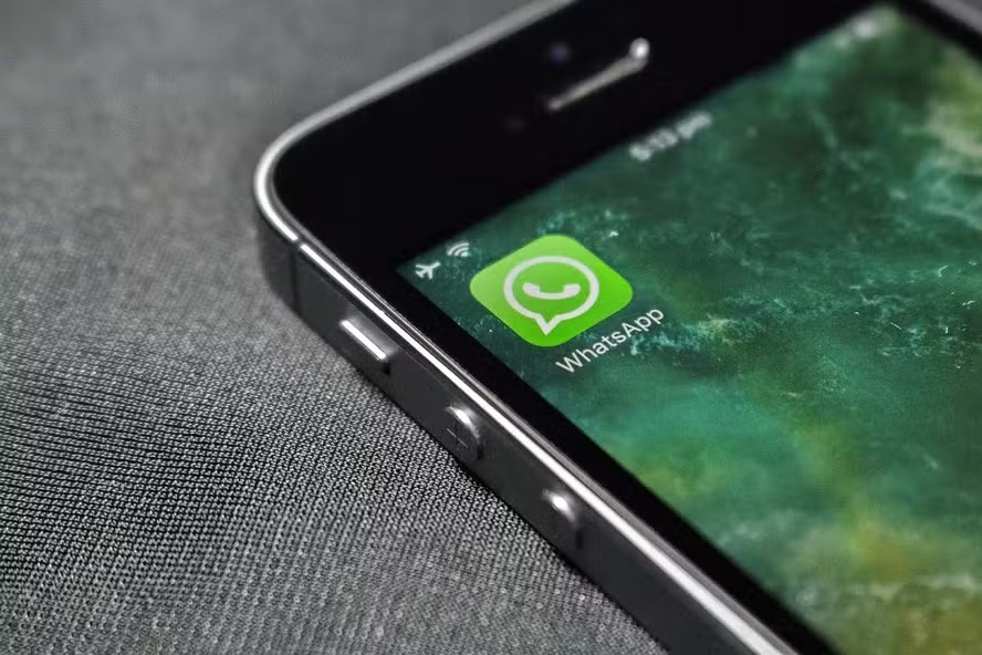 WhatsApp deixa de funcionar em iPhones antigos a partir de hoje; confira