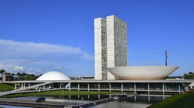 Oposição adia pedido de instalação da CPMI do INSS