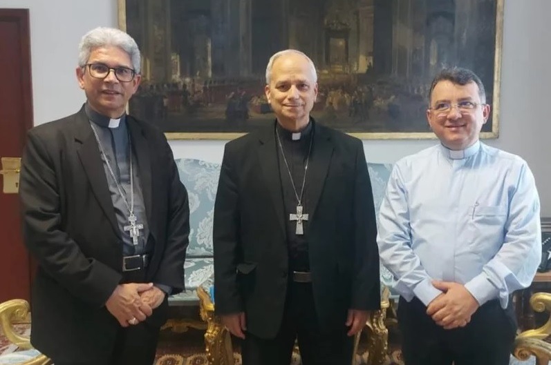 Dom João Santos Cardoso e monsenhor Charles Dickson já estiveram com o Papa Leão XIV