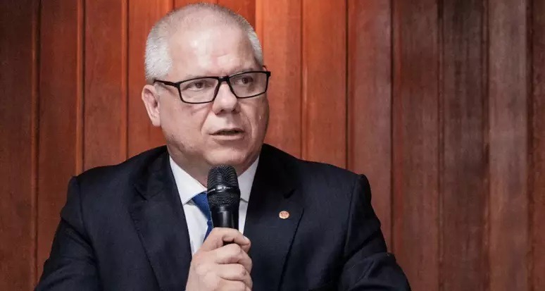 Menos de um mês antes da operação da PF, ex-presidente do INSS respondeu ao Congresso que não havia indício de...