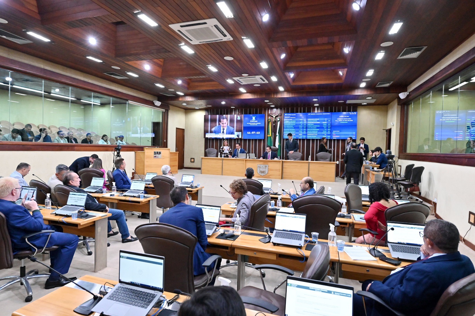 Com respaldo jurídico, deputados recebem acima do teto no RN e em ao menos outras 16 assembleias legislativas