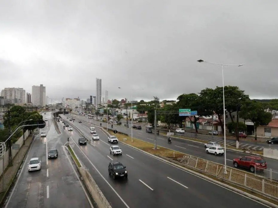 Natal registra 13 pontos de alagamento; confira locais