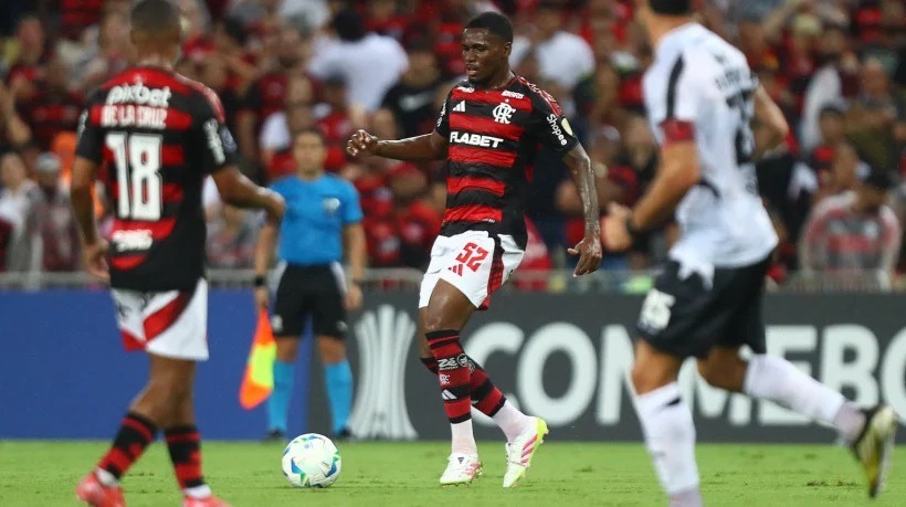 Flamengo enfrenta LDU pressionado para se manter vivo na Libertadores; veja todos os jogos e onde assistir