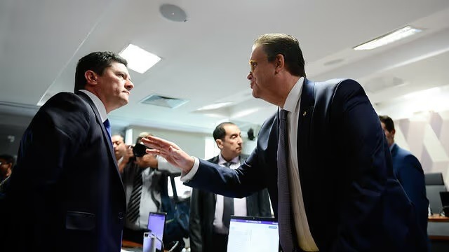 “Eu não tinha que fazer nada, não”, diz ministro da Previdência sobre denúncias de fraudes no INSS em bate-boca com...