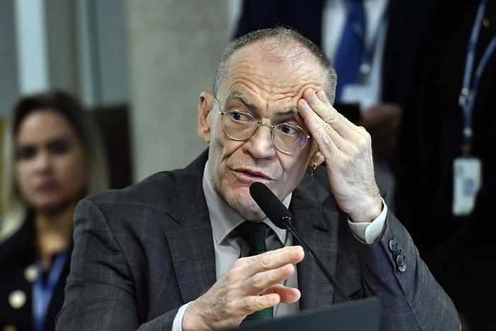 Senador petista se pronuncia após apoiar CPMI do INSS: “Inegociável”