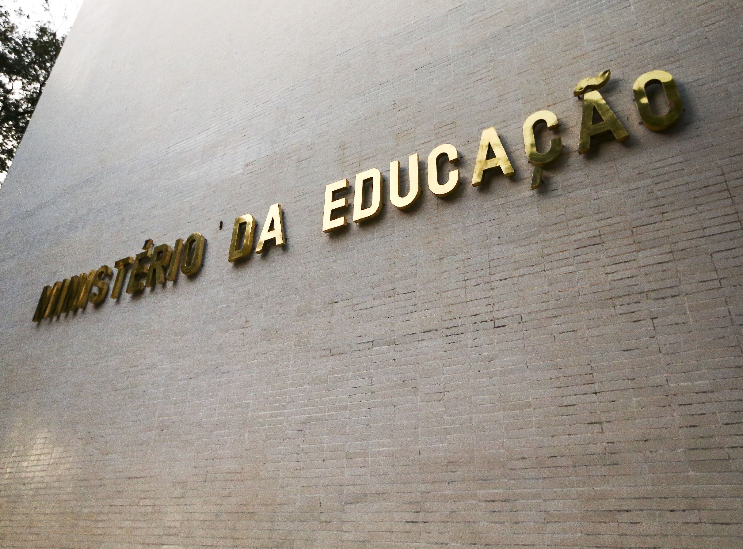 MEC proíbe educação a distância em Direito e mais quatro graduações