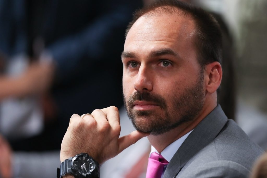 “Caneta de Moraes não tem peso na diplomacia internacional”, diz Eduardo