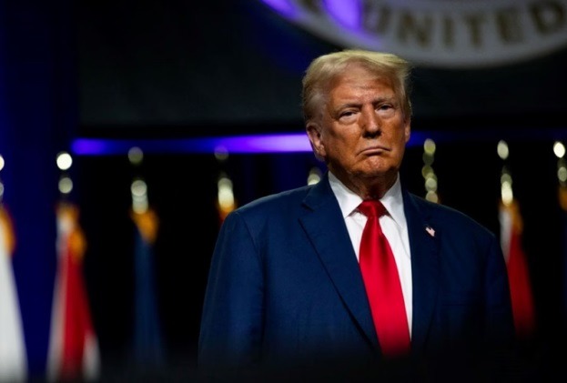 Justiça americana suspende tarifaço de Trump