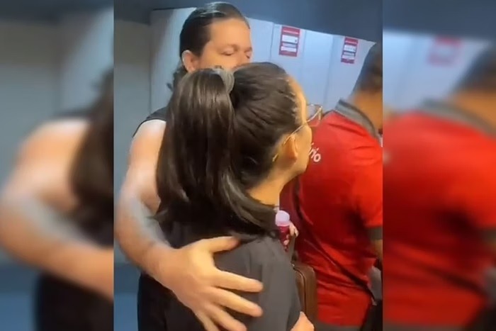 Mulher que impediu personal trainer de usar o banheiro: “Confundi”