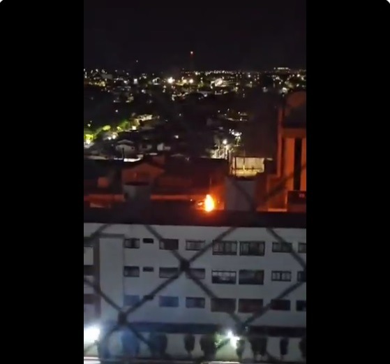 VÍDEO: Transformador explode e provoca incêndio em poste no bairro de Lagoa Nova