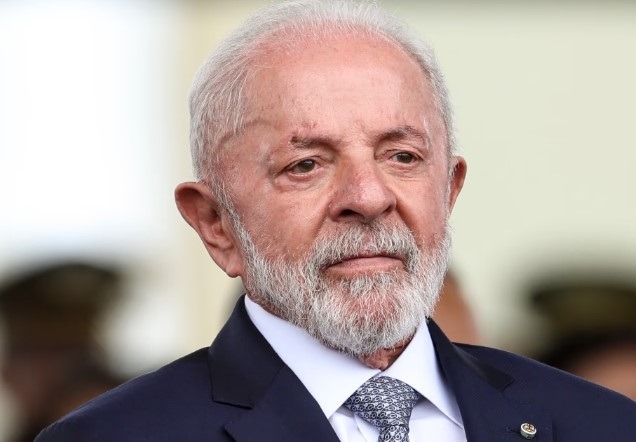 Lula critica governo Trump por possíveis sanções a Moraes