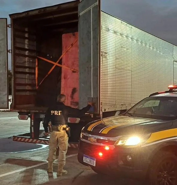 PRF apreende R$ 15 milhões em mercadorias irregulares no RN