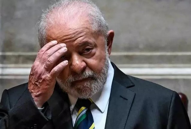 Desaprovação ao governo Lula vai a 56%, diz PoderData