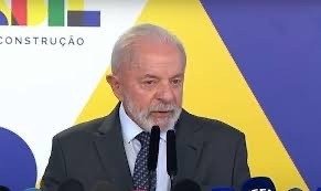 VÍDEO: Lula afirma que escândalo do INSS foi "pobre roubando pobre"