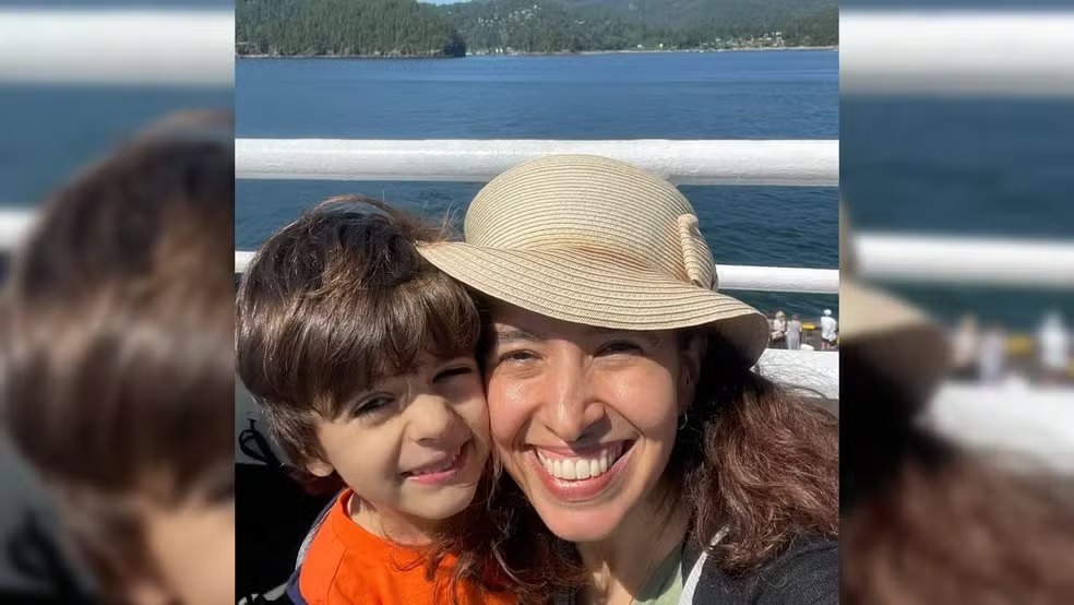 Brasileira e filho de 4 anos são atropelados por ônibus no Canadá; criança morreu