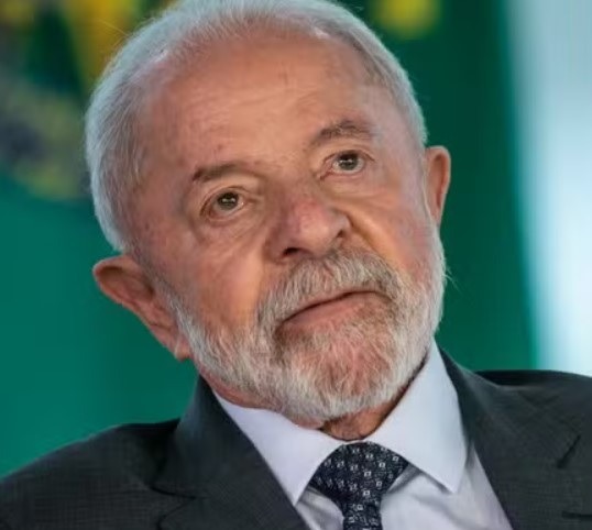 DATAFOLHA: 57% acham que Lula não deveria disputar a reeleição