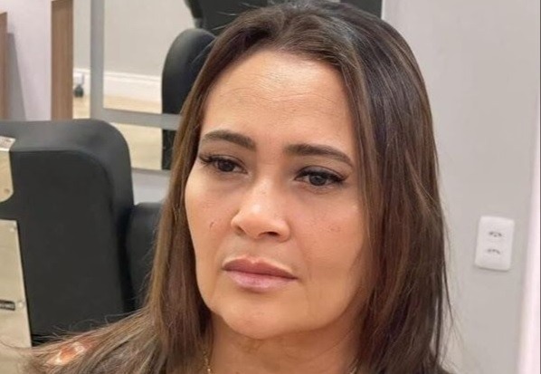 Mulher com passagem por tráfico é assassinada em bar